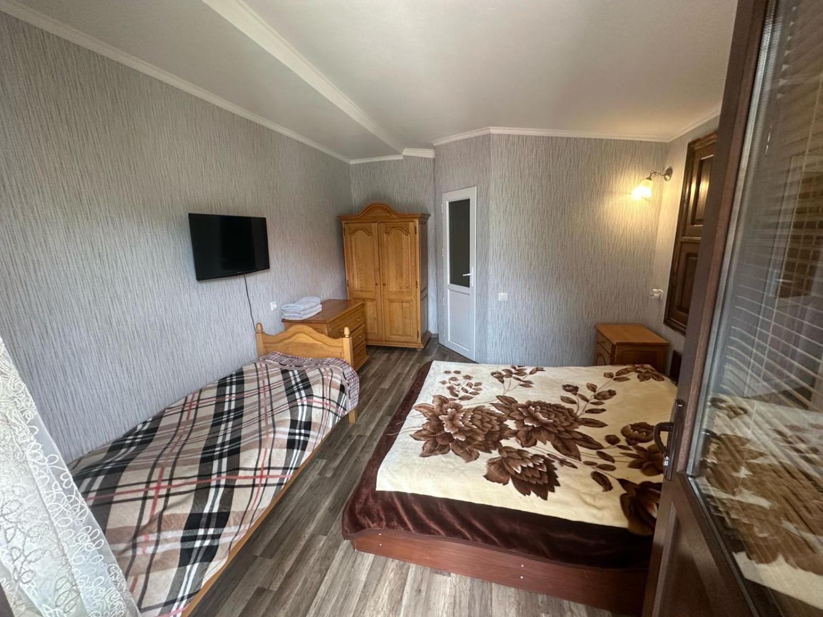 Archil And Nino Gigauri Guest House Kazbegi Ngoại thất bức ảnh